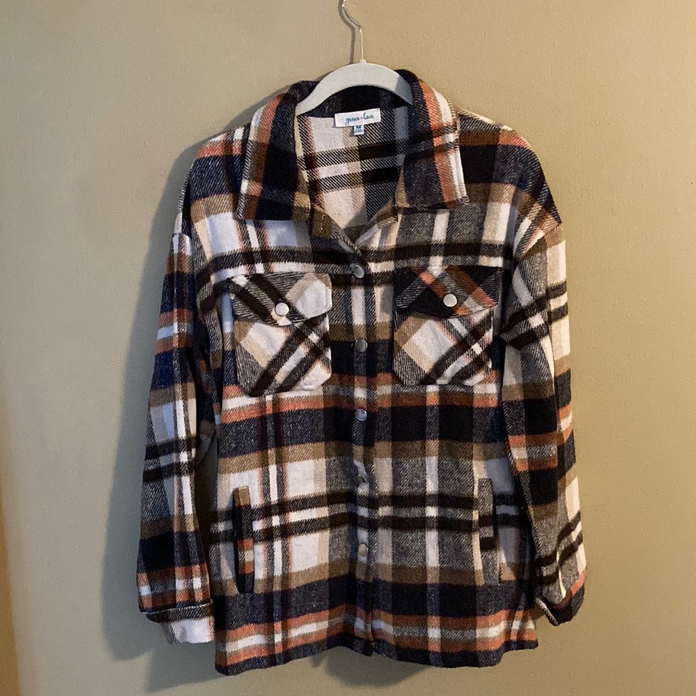 Grace & Lace Shacket sz med